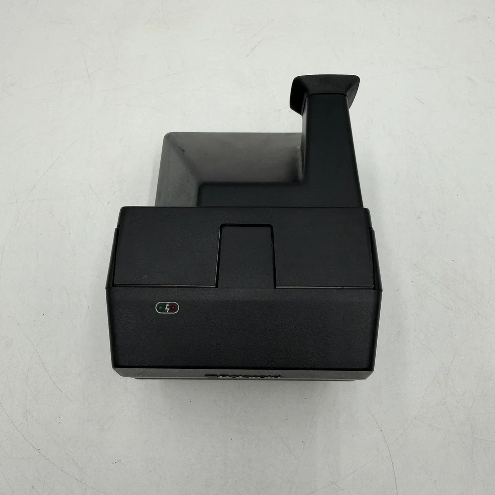 Polaroid Sun600 LMS Instant Film Camera Tested